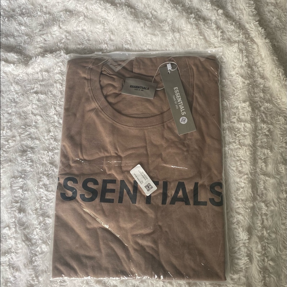 FOG Essentials T-shirt size Lrg